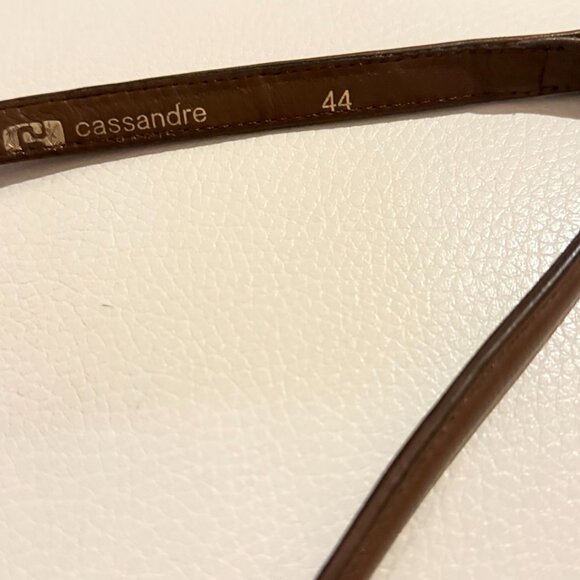 VINTAGE CASSANDRE PARIS BROWN LEATHER SKINNNY BELT GOLD TONE LOGO BUCKLE SIZE 44